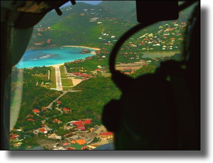 St. Barthelemy (St. Barts, St. Barth) airport, arrival, runway, La Tourmente